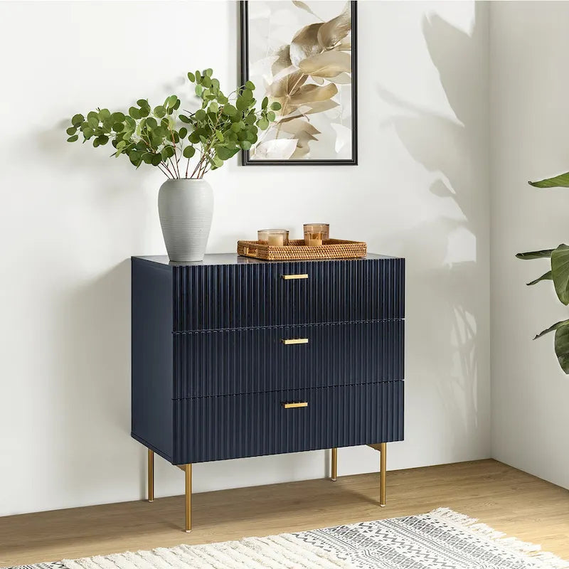 Mesa de cabeceira moderna com 3 gavetas e pernas metálicas