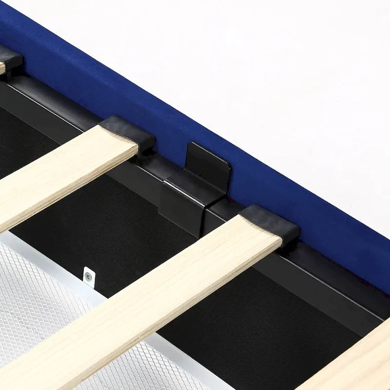 Cama de plataforma estofada com arrumação e 4 gavetas