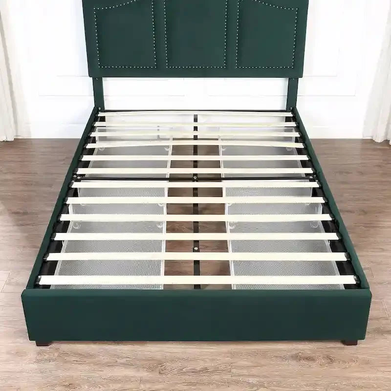 Cama de plataforma estofada com arrumação e 4 gavetas