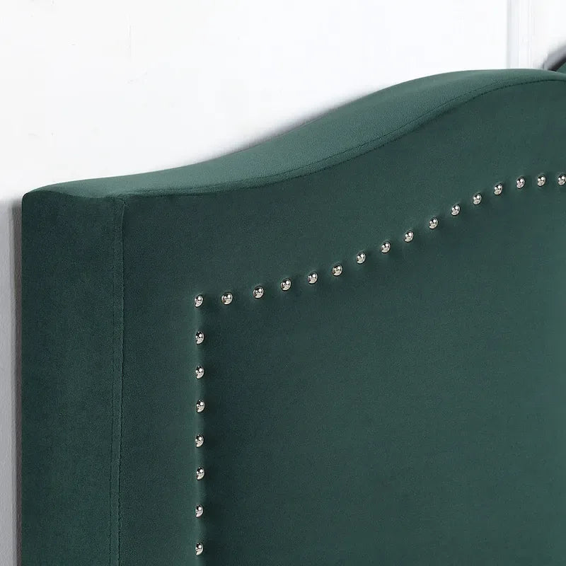 Cama de plataforma estofada com arrumação e 4 gavetas
