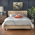 Letto queen Teagan con trapuntatura a canali