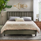 Letto queen Teagan con trapuntatura a canali
