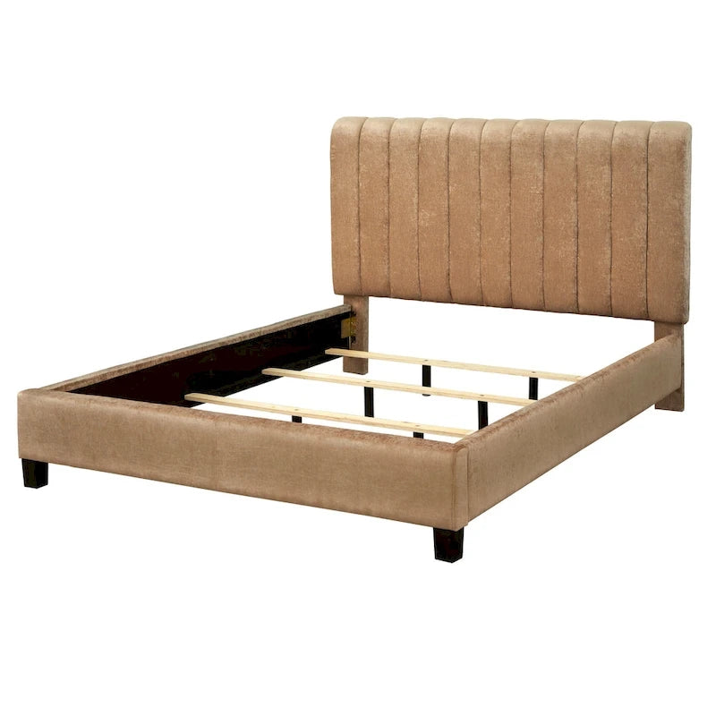 Letto queen Teagan con trapuntatura a canali
