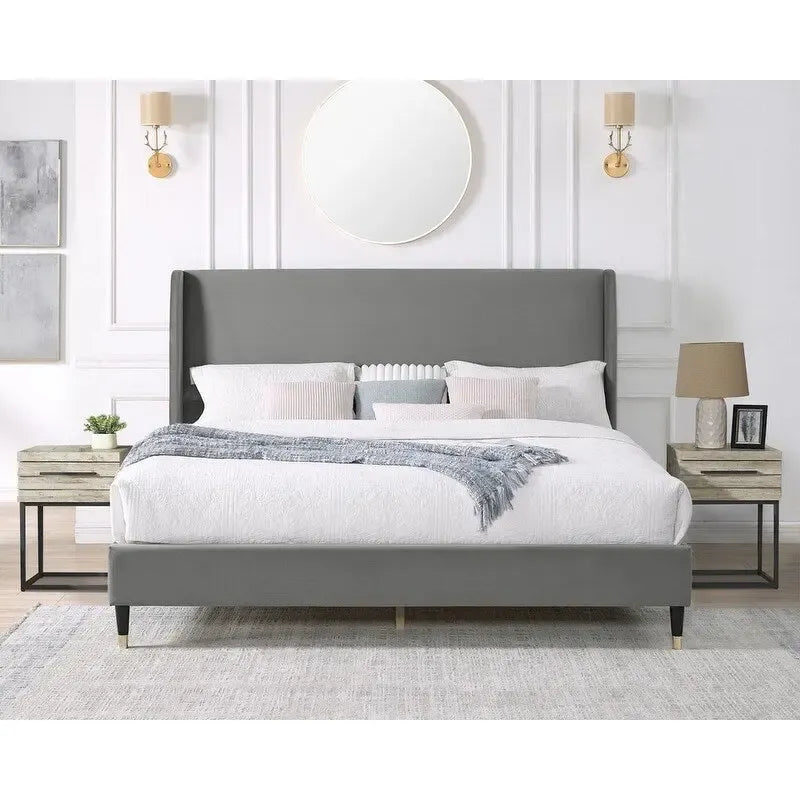 Fluwelen bed met hoge rugleuning en platform, queensize/kingsize